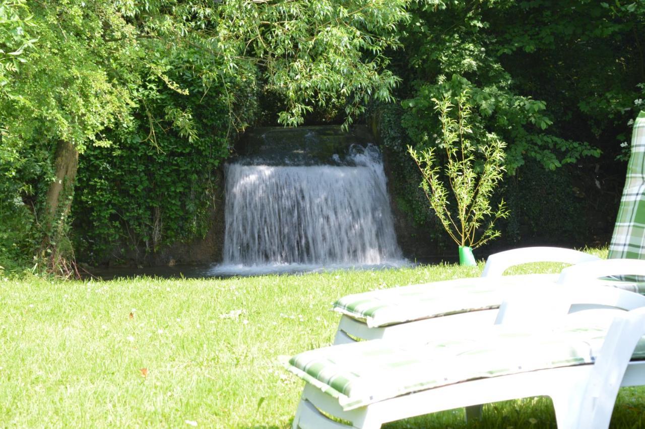 Les Gites Insolites De La Cascade Lespesses Exteriér fotografie